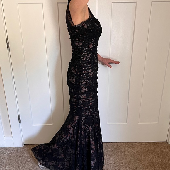 Teri Jon LaceTrumpet Gown - Picture 4 of 8